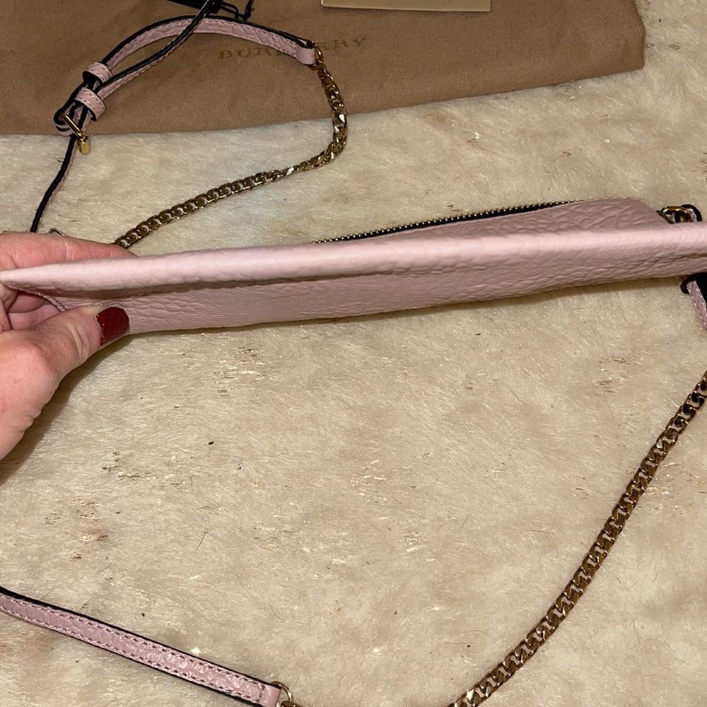 Authentic Burberry Grain Check Crossbody pale orchid - Picture 3 of 14